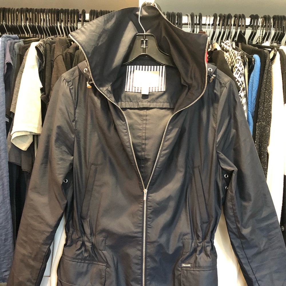 Light rain coat
